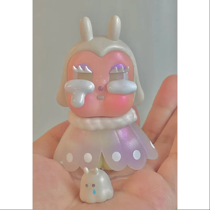 Crybaby Monster's Tears Series Super Secret Moth Queen(1/144)