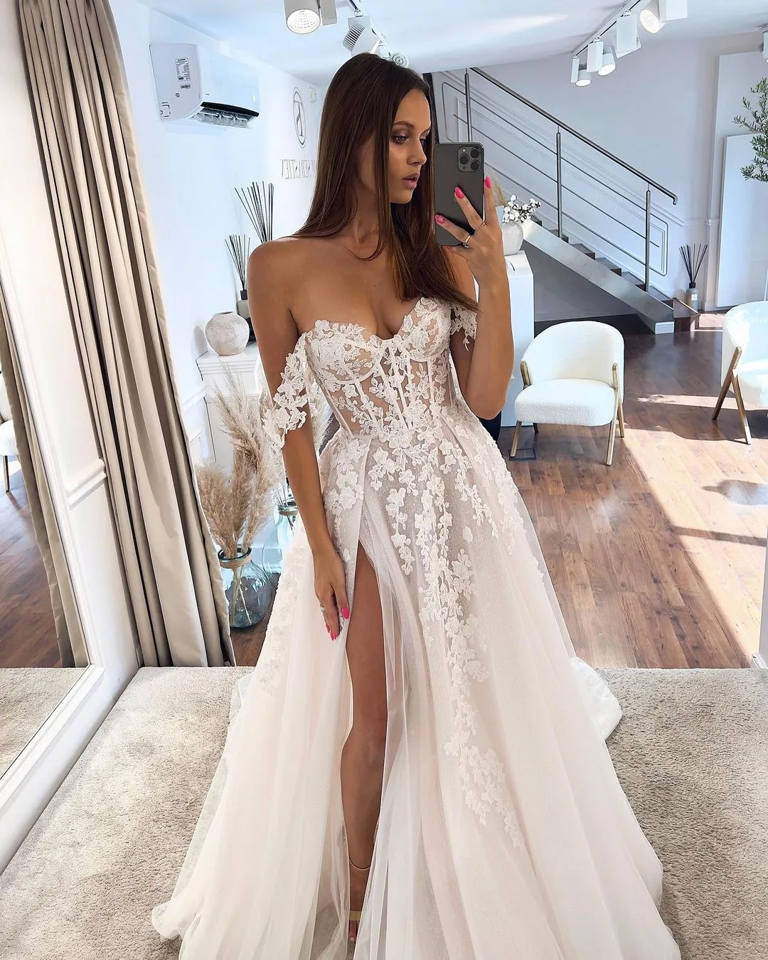 Fairy A Line Sweetheart Tulle Wedding Dresses with Appliques VK0731106